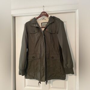 Levi’s Women's Olive Parka Jacket M